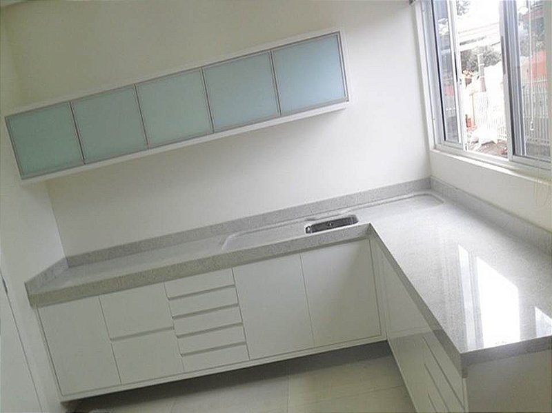 BANCADA PIA COZINHA GRANITO BRANCO ITAUNAS - marmonic