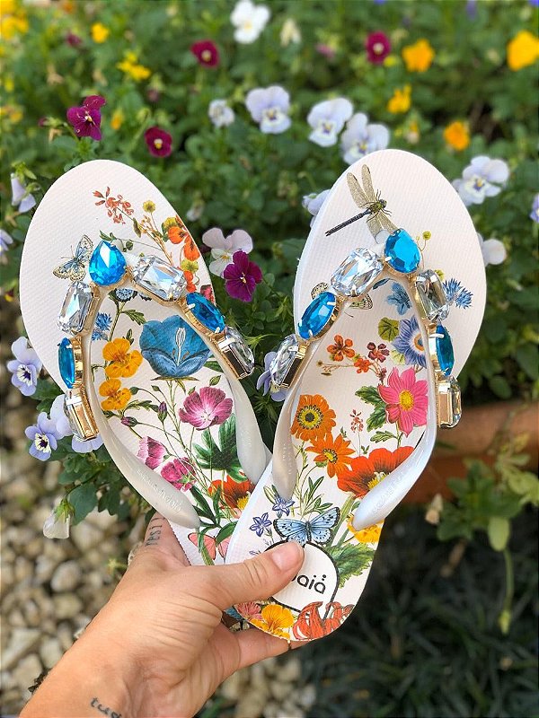 chinelo indaia anabela