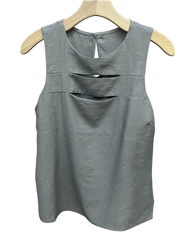Blusa Regata Abertura Colo Alfaiataria