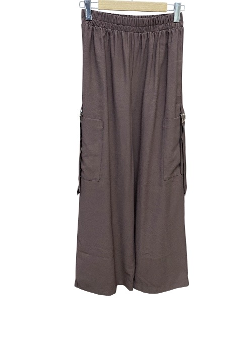 Calça Bolsos Lateral Alfaiataria