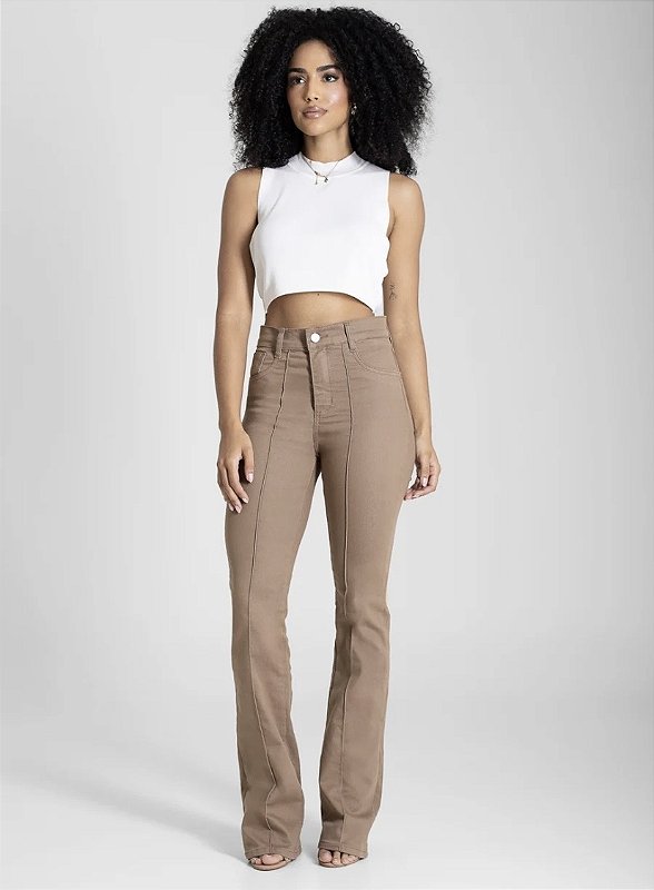 Calça Flare Cintura Alta Sarja
