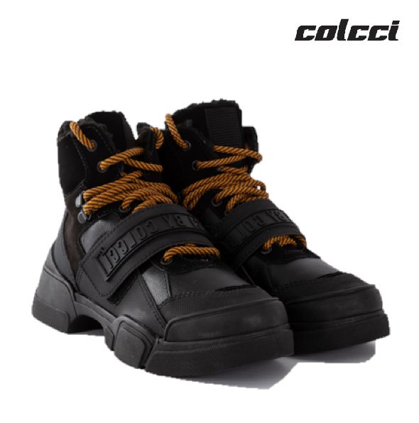 tenis preto colcci