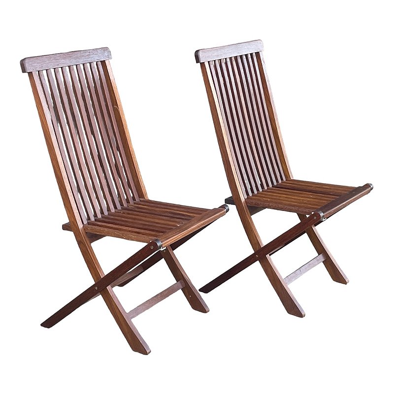 Par de cadeiras design, nunca usadas , madeira sucupira , cadeira confortável de abrir e fechar, tem o par nesse leilão
