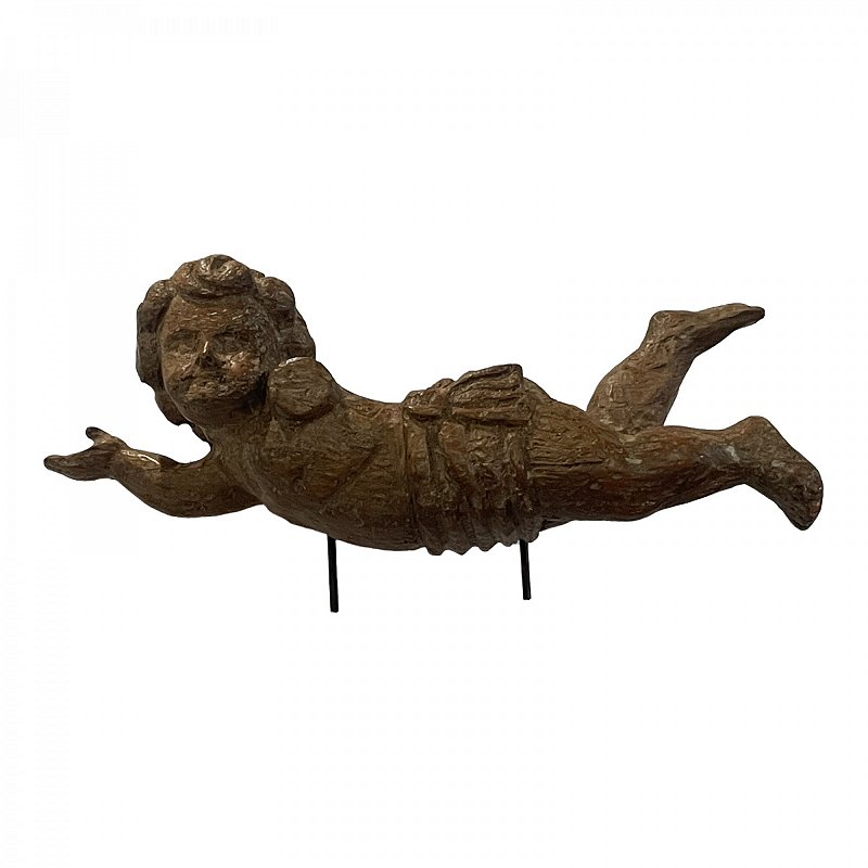 Antigo e linda escultura em madeira com restos de policromia de época, representando anjo, ganchos para pendurar na parede em ferro, mede