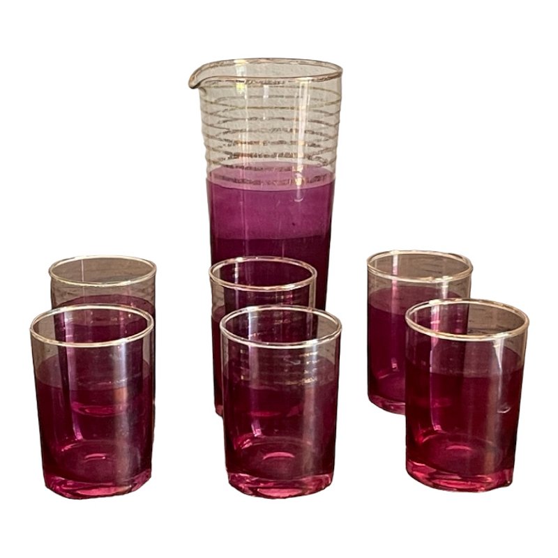 Antigo conjunto de jarra e 5 copos em vidro colorido, rosa , jarra mede