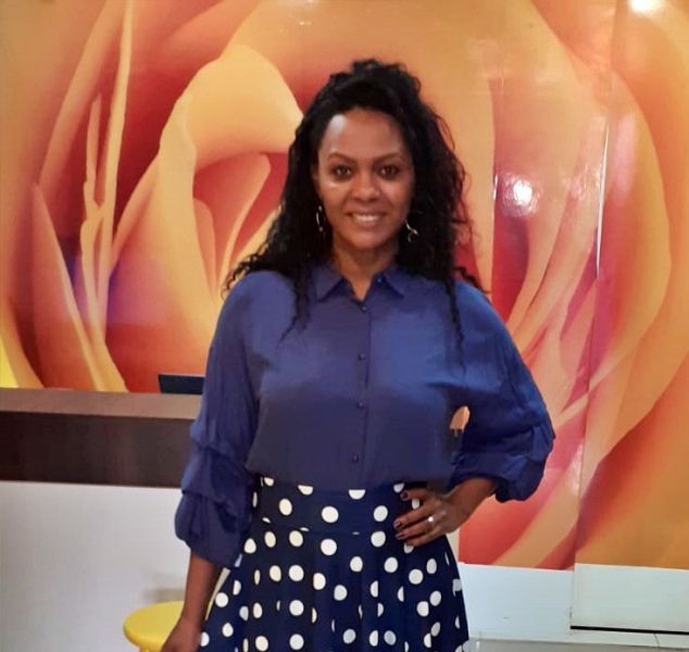 Camisa Feminina Jeanseria Manga Bufante - Viscose