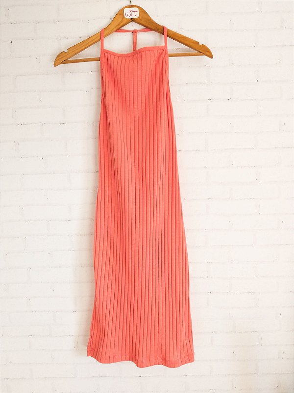 vestido tubinho coral