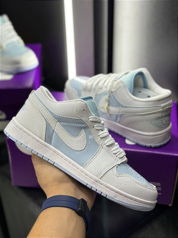 Nike ice sales blue shoes