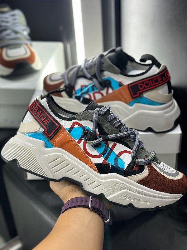 ジ*)様 Dolce & Gabbana スタッズスニーカー ジ*)様 Dolce & Gabbana スタッズスニーカー 関税込 ドルチェ