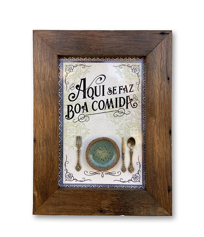 AQUI SE FAZ BOA COMIDA COM PRATO E TALHERES