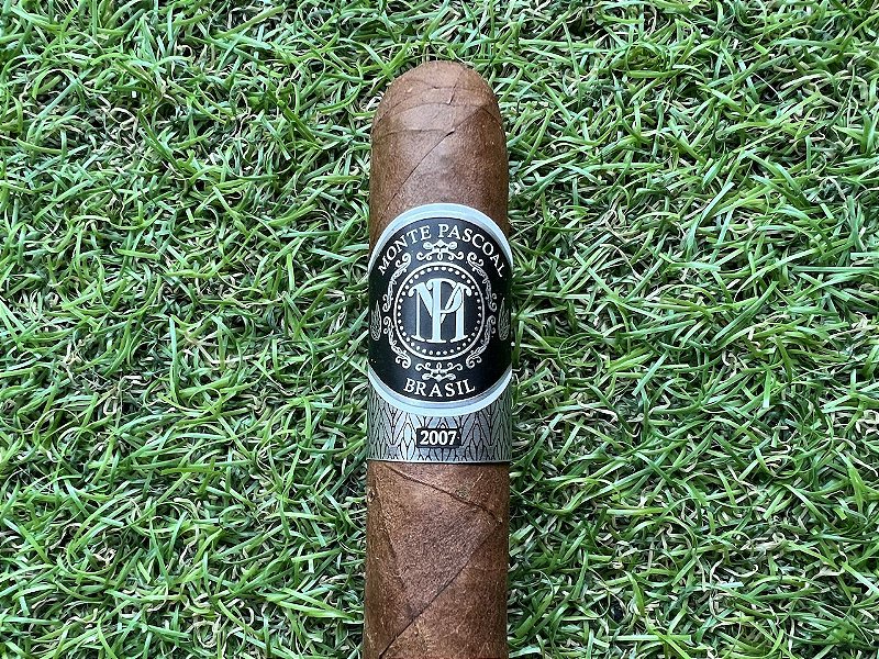 charuto-monte-pascoal-mata-ouro-robusto-unidade-pipesmoking360