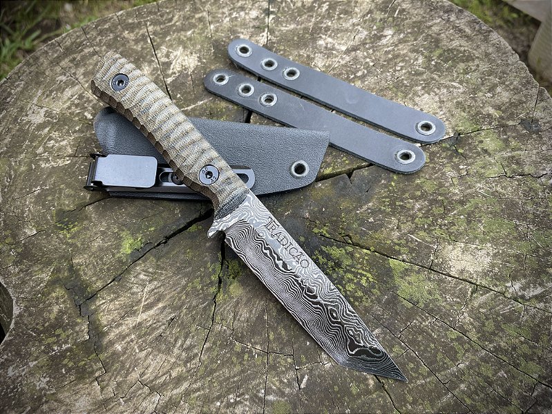 Faca para EDC, modelo Companion Tantô em Damasco