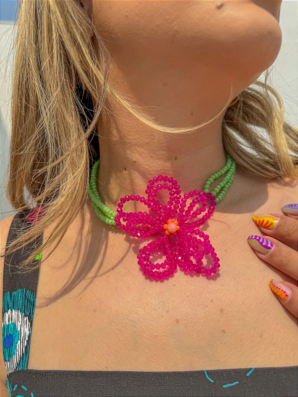 Colar em Cristais Flor Pink