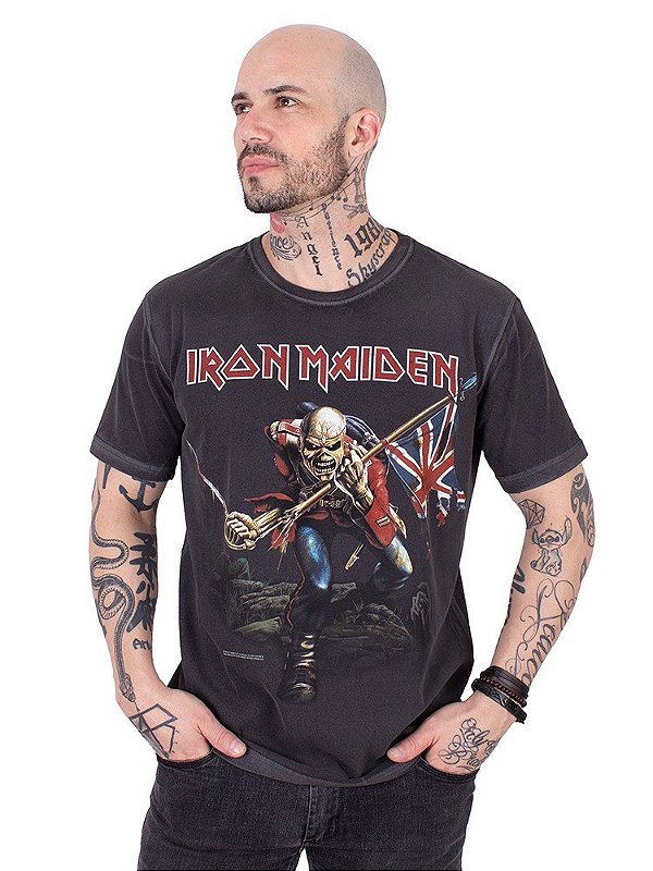 Camiseta Iron Maiden The Trooper Estonada Viva a Vida com Arte Viva com Art Rock