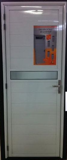 Porta de Lambri Lisa-Opção com vidro superior ou central  - ou acrescentar mais vidros