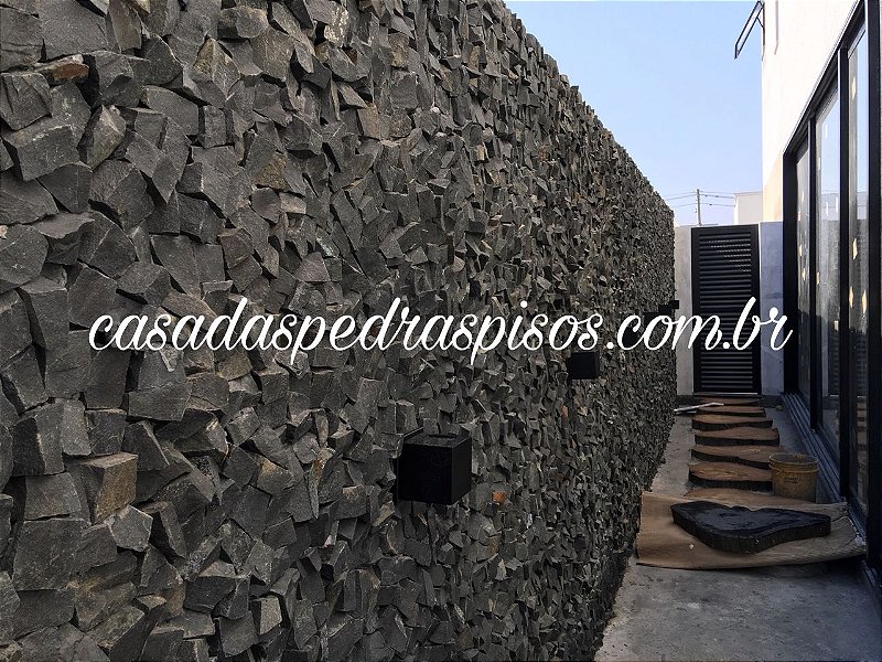 Pedra Portuguesa Branca  Fachada muro, Pedras portuguesas, Revestimento de  pedra
