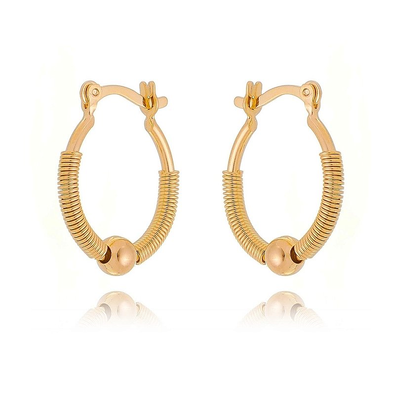 Argola trabalhada folheada a ouro 18k