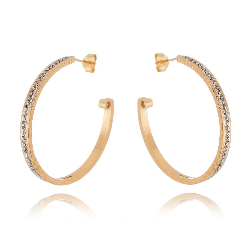 ARGOLA FOLHEADA A OURO 18K COM ZIRCÔNIAS E RÓDIO