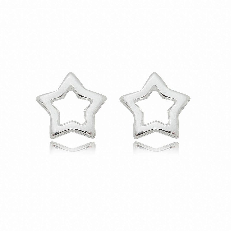 BRINCO PEQUENO ESTRELA DE PRATA