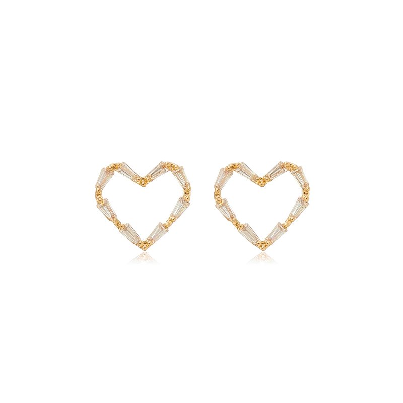 Brinco coração com zircônias folheado a ouro 18k