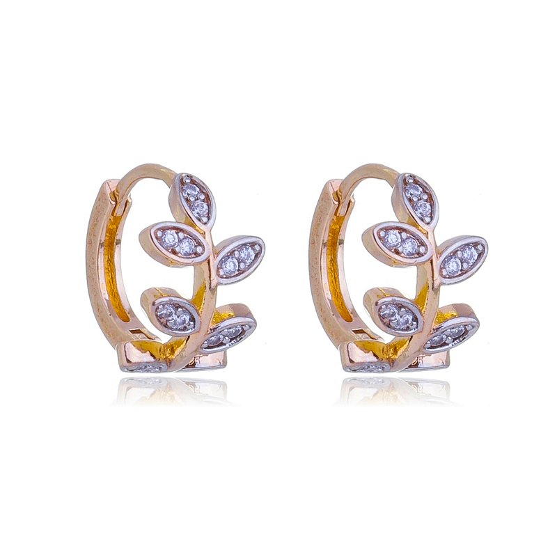 Argola folhas com zircônias folheada a ouro 18k