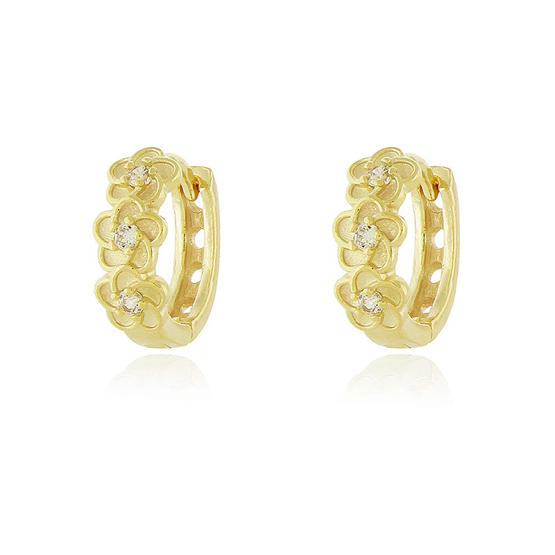 Argola flores com zircônias folheada a ouro 18k