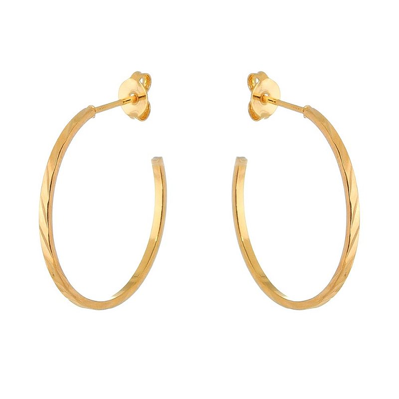 Argola trabalhada folheada a ouro 18k