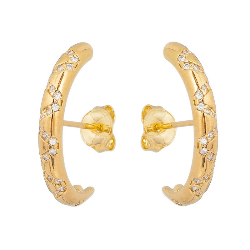 Brinco com zircônias folheado a ouro 18k