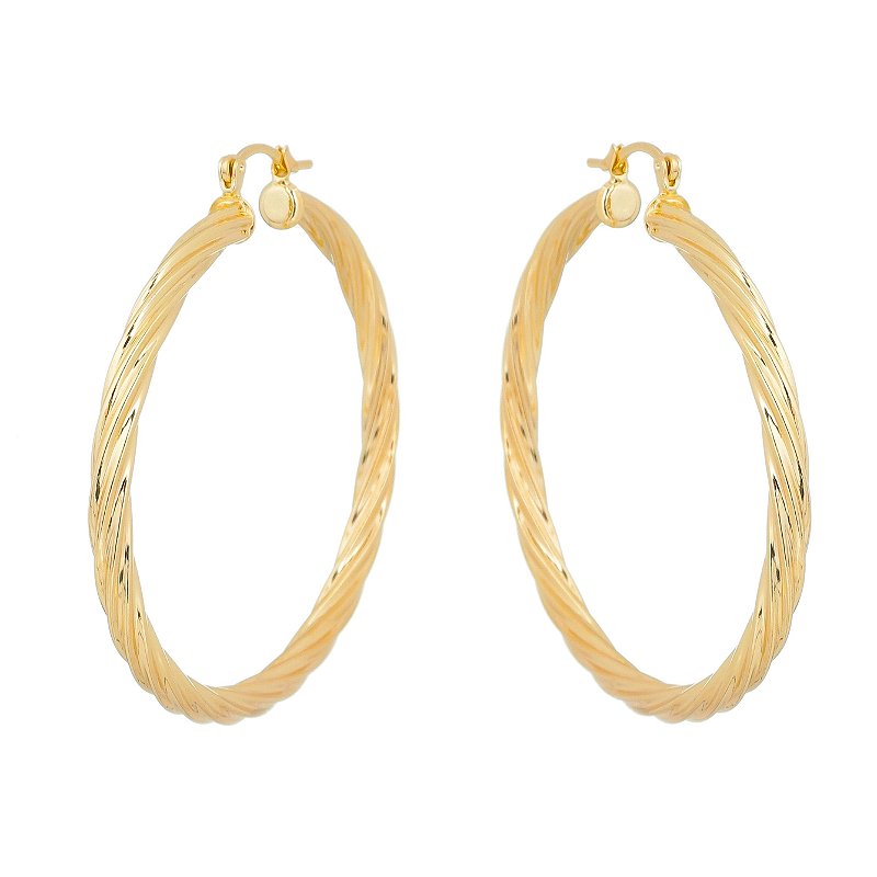 Argola trabalhada folheada a ouro 18k