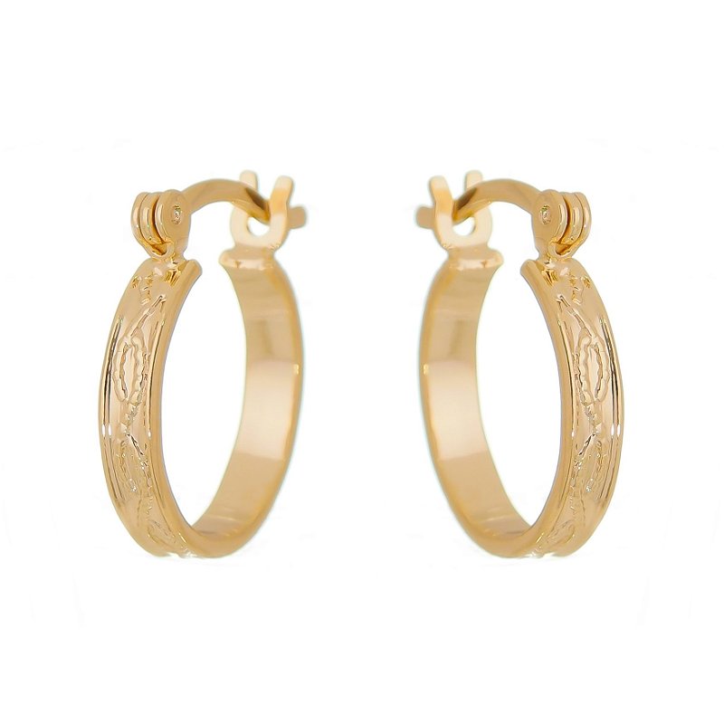 Argola trabalhada folheada a ouro 18k