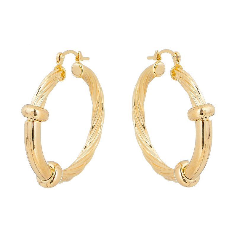 Argola trabalhada folheada a ouro 18k