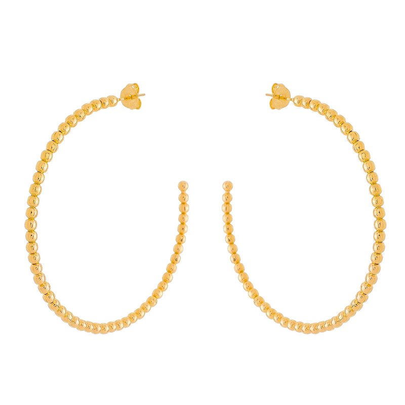 Argola M bolinhas folheada a ouro 18k