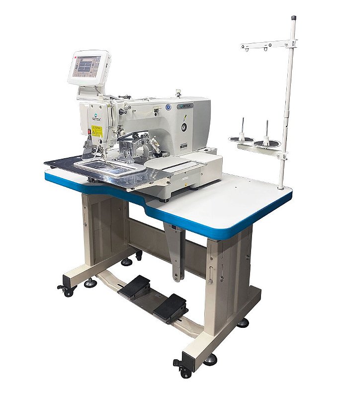 Máquina de Costura Programável tipo Filigrana com área de 220 x