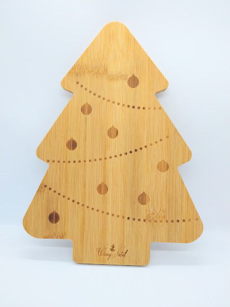 Tábua Para Petisco Em Madeira Formato Pinheiro De Natal 27cm Comprimento x 20cm Largura x 1cm Altura - Recopel - Festas, Papelaria, Embalagens, Descartáveis, Produtos de Limpeza, Bomboniere e Casa e Tábua Para Petisco Em Madeira Formato Pinheiro De Natal 27cm Comprimento x 20cm Largura x 1cm Altura - Recopel - Festas, Papelaria, Embalagens, Descartáveis, Produtos de Limpeza, Bomboniere e Casa e