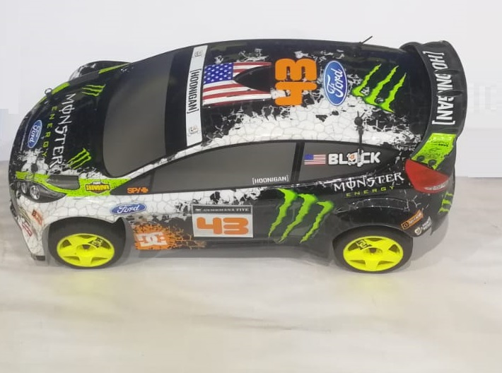 HPI Racing - Ken Block WR8 FLUX com carroceria Ford Fiesta HFHV