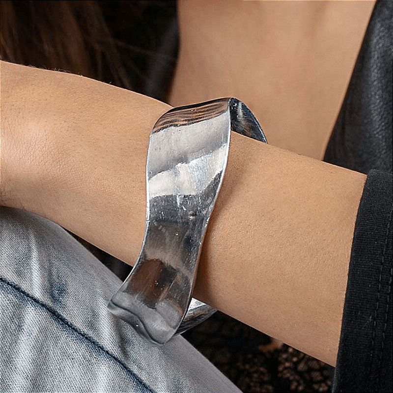Pulseira argola ondulada 2cm  alumínio Vestopazzo
