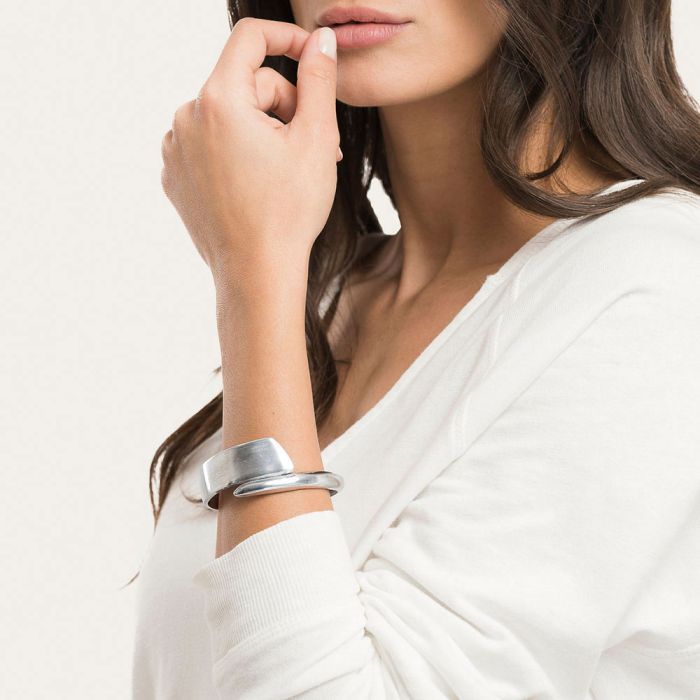 Bracelete Contorno
