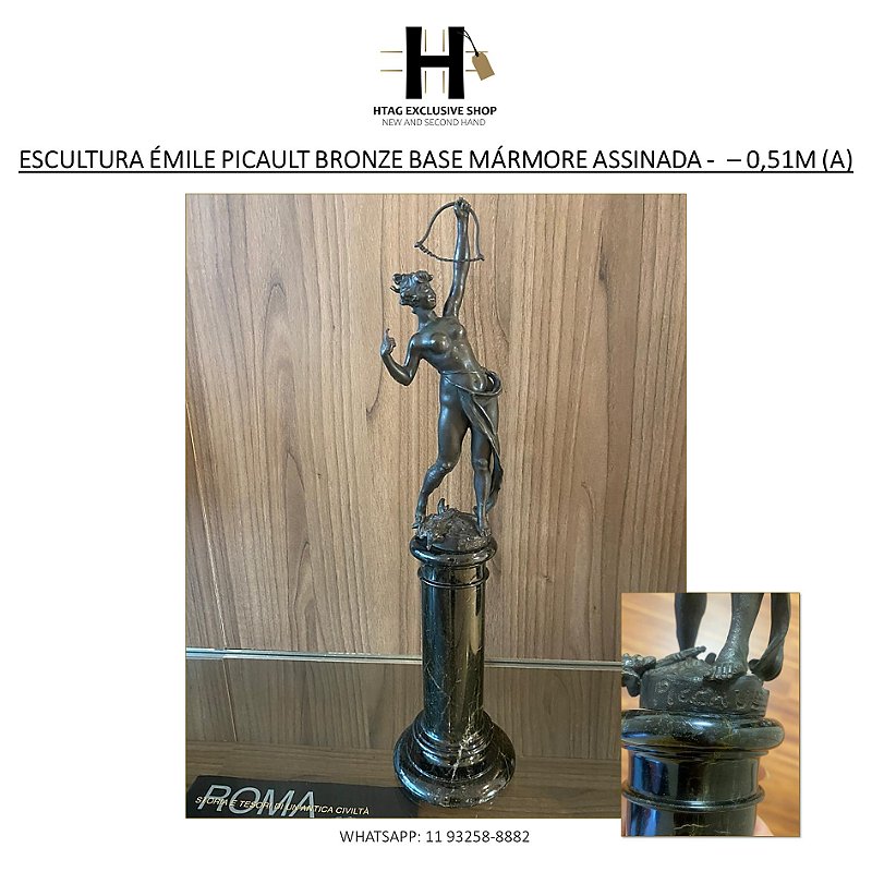 ESCULTURA EM MÁRMORE MACIÇO DE CABEÇA DE CAVALO - HTAG EXCLUSIVE