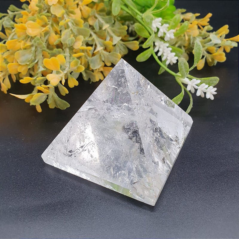 Pirâmide de Cristal | A6cm x L6cm x P6cm | P 196g