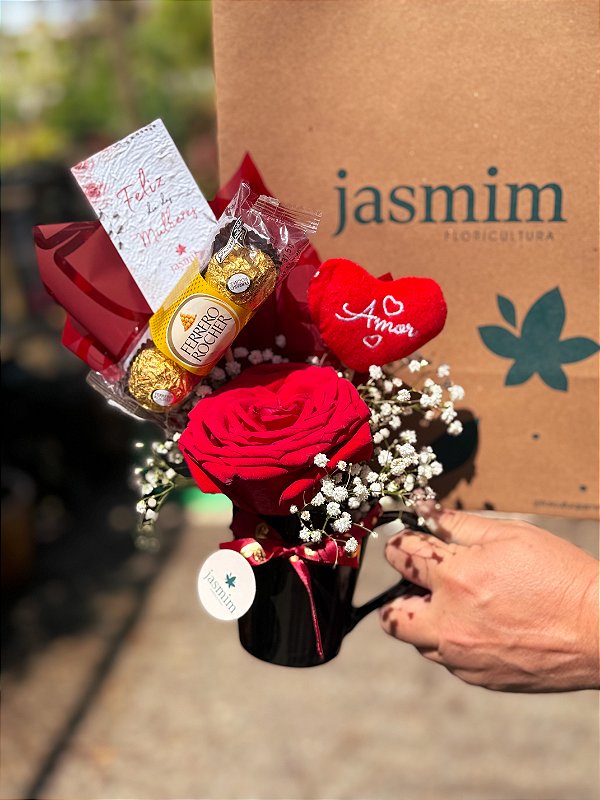 Caneca com Rosa importada