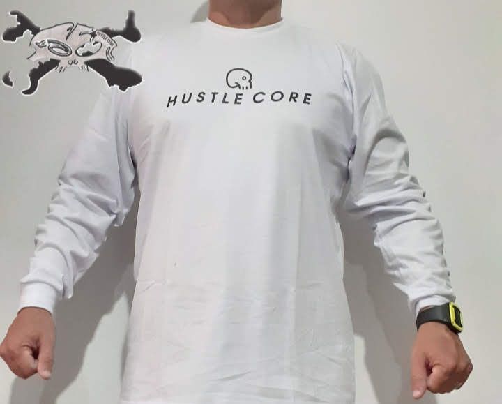 Camiseta Hustle Core skull manga longa