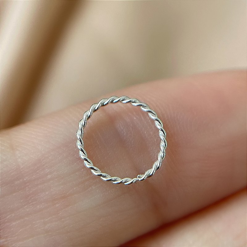 PIERCING NARIZ ARGOLINHA TRANÇADA 8MM PRATA 925 SEMIJOIA PARA PERFURAÇÃO E ATUALIZAÇÃO⭐️