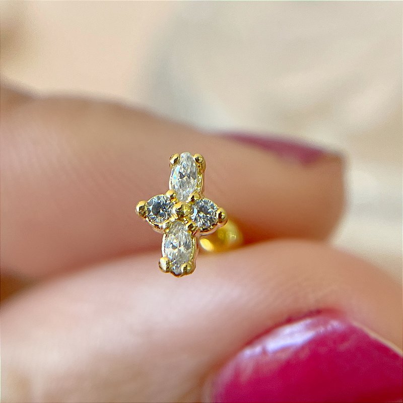 PIERCING CARTILAGEM/TRÁGUS CRUZ ZIRCÔNIAS 6MM HASTE AÇO 316L FOLHEADO A OURO 18K SEMIJOIA PARA ATUALIZAÇÃO⭐️