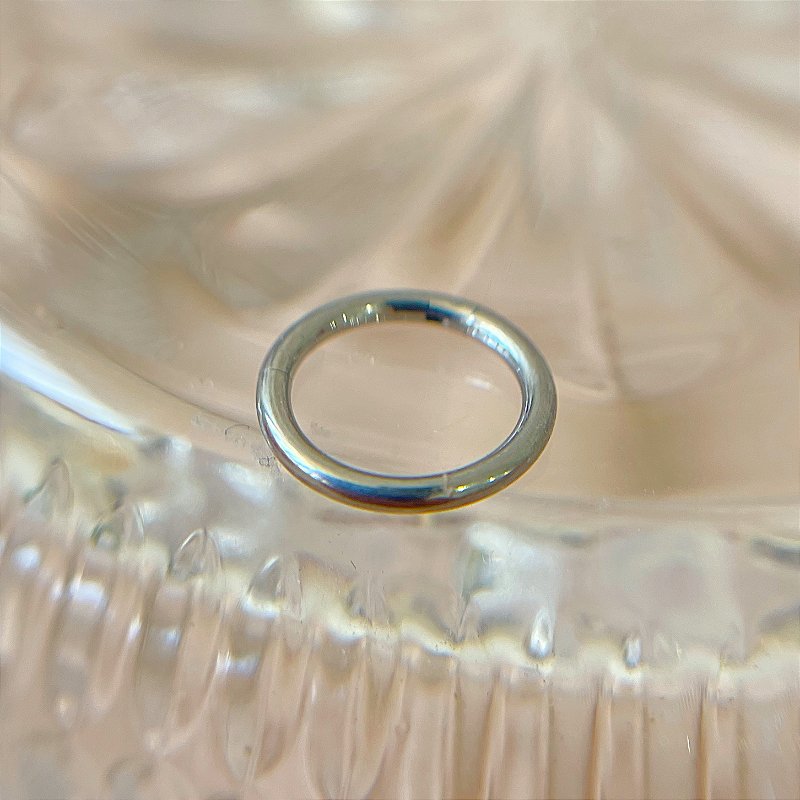 PIERCING TITÂNIO ARGOLA SEGMENTO ARTICULADO LISO CARTILAGEM 8MM PRATEADO SEMIJOIA PARA PERFURAÇÃO⭐️