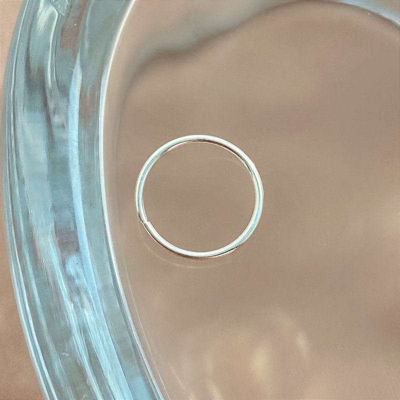PIERCING NARIZ ARGOLA LISA 8MM PRATA 925 SEMIJOIA PARA ATUALIZAÇÃO ⭐️