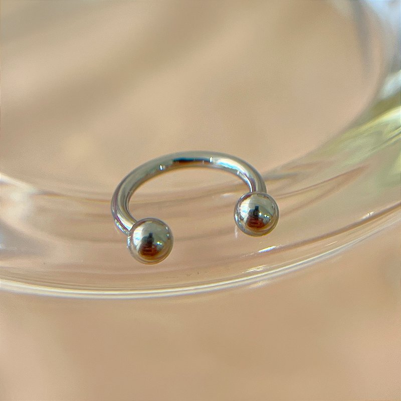 PIERCING SEPTO / CARTILAGEM FERRADURA SIMPLES TITÂNIO 8MM SEMIJOIA PARA PERFURAÇÃO⭐️