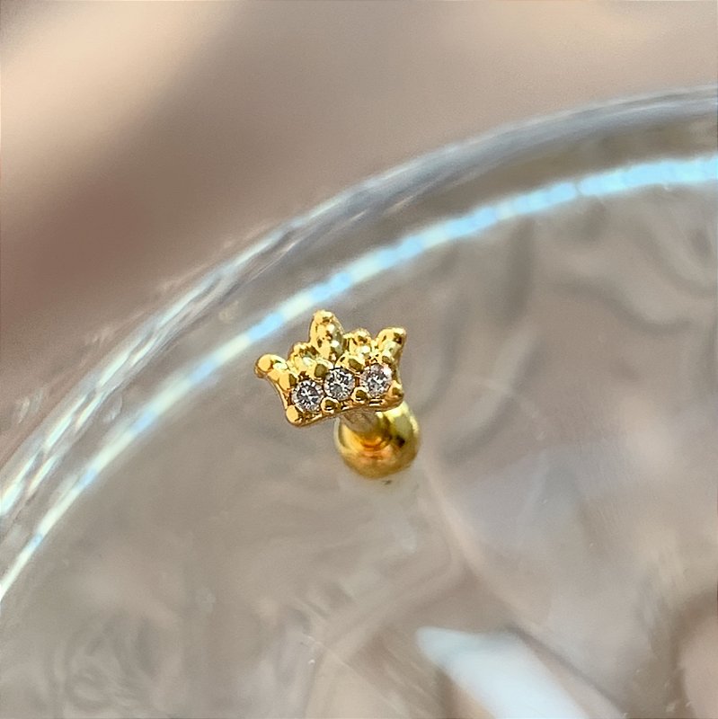 PIERCING TRÁGUS / CARTILAGEM HASTE AÇO 316L MINI COROA ZIRCÔNIA 7MM FOLHEADO A OURO 18K SEMIJOIA PARA ATUALIZAÇÃO⭐️