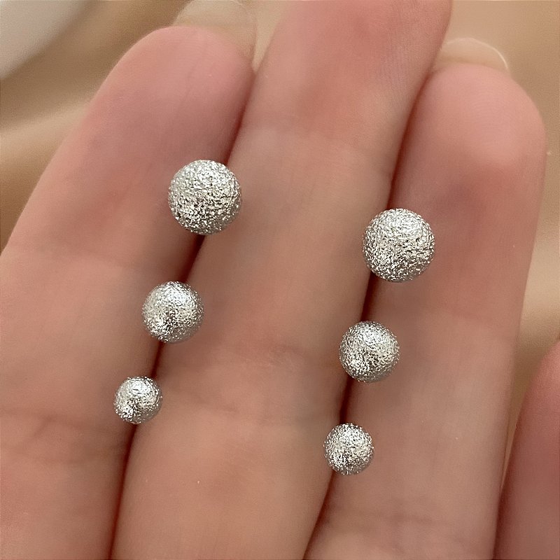BRINCO KIT TRIO BOLINHAS TEXTURIZADAS FOLHEADO A RÓDIO⭐️