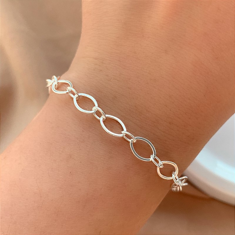 PULSEIRA ELOS OVAIS FINOS DELICADOS FOLHEADO A PRATA⭐