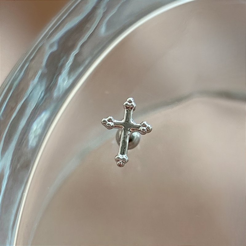 PIERCING CARTILAGEM CRUZ LISA 6MM HASTE AÇO 316L FOLHEADO A RÓDIO SEMIJOIA PARA ATUALIZAÇÃO⭐️